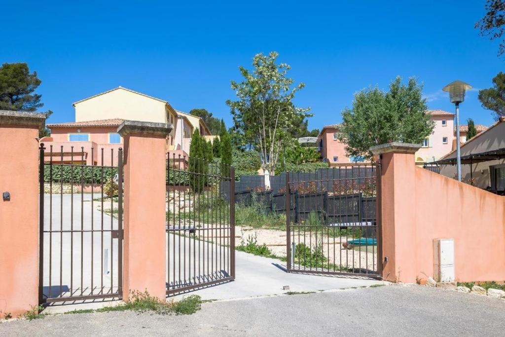 Appartement Roussillon Русийон Экстерьер фото
