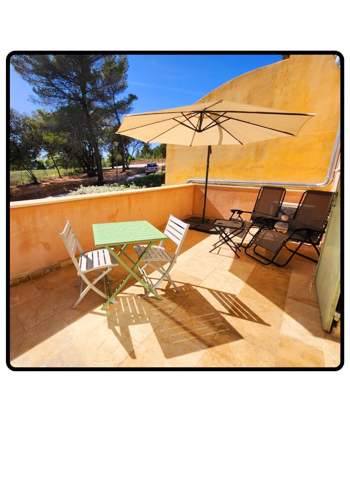 Appartement Roussillon Русийон Экстерьер фото